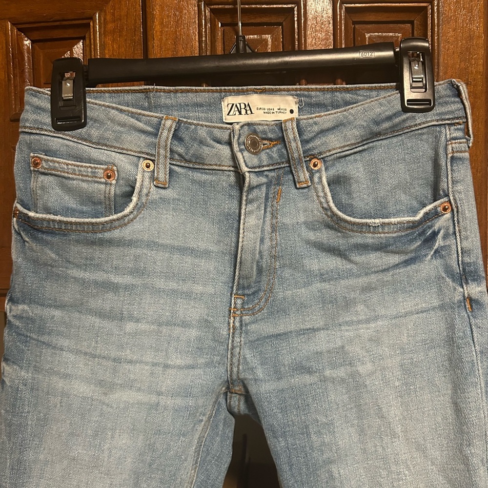 Zara Women's Denim Skinny Jeans - Picture 3 of 5